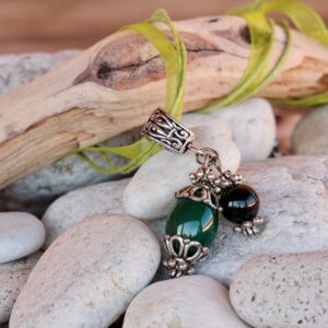 necklace, sassi, stones-2239740.jpg